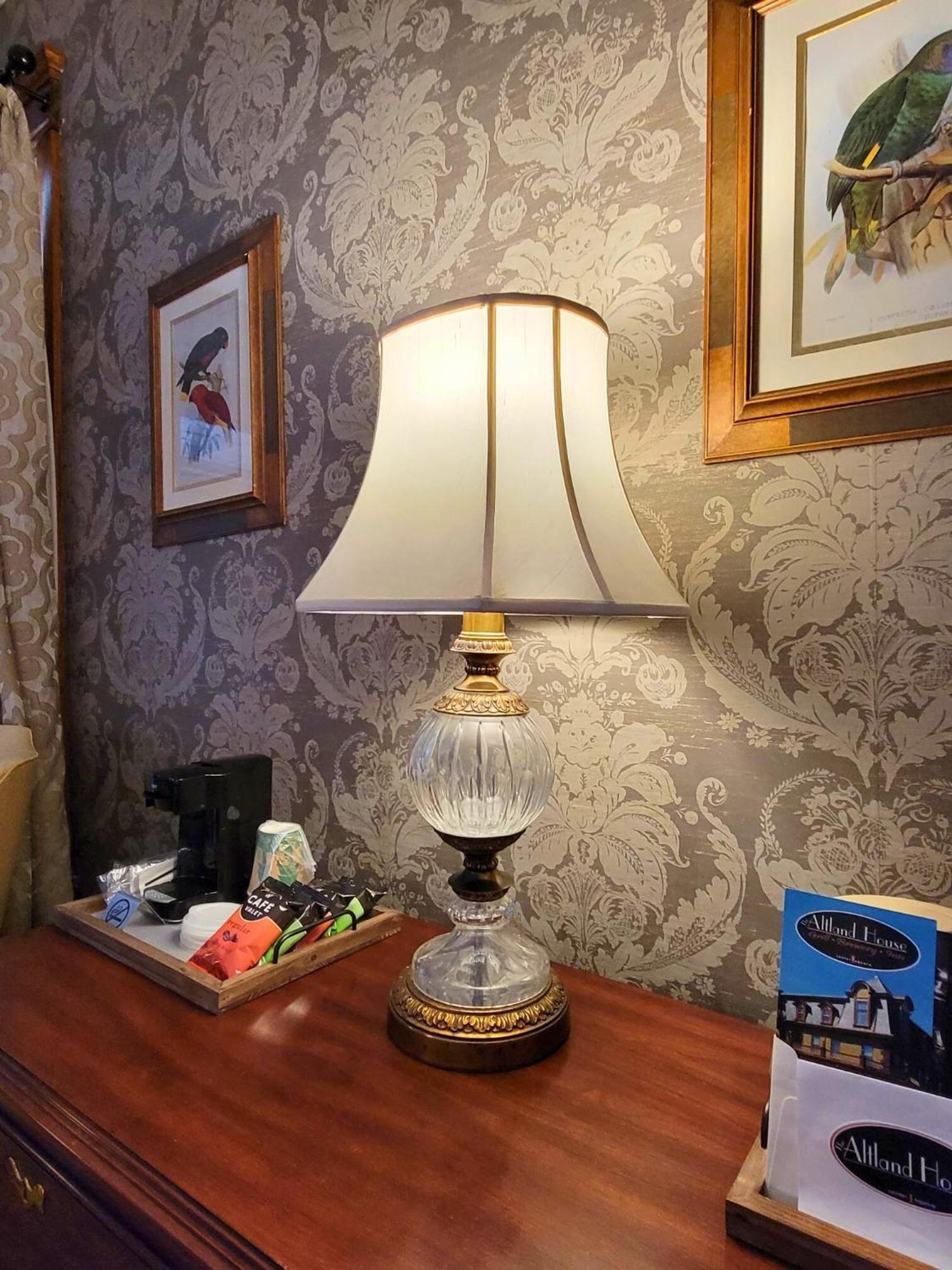 Altland House Inn & Suites Abbottstown Екстериор снимка