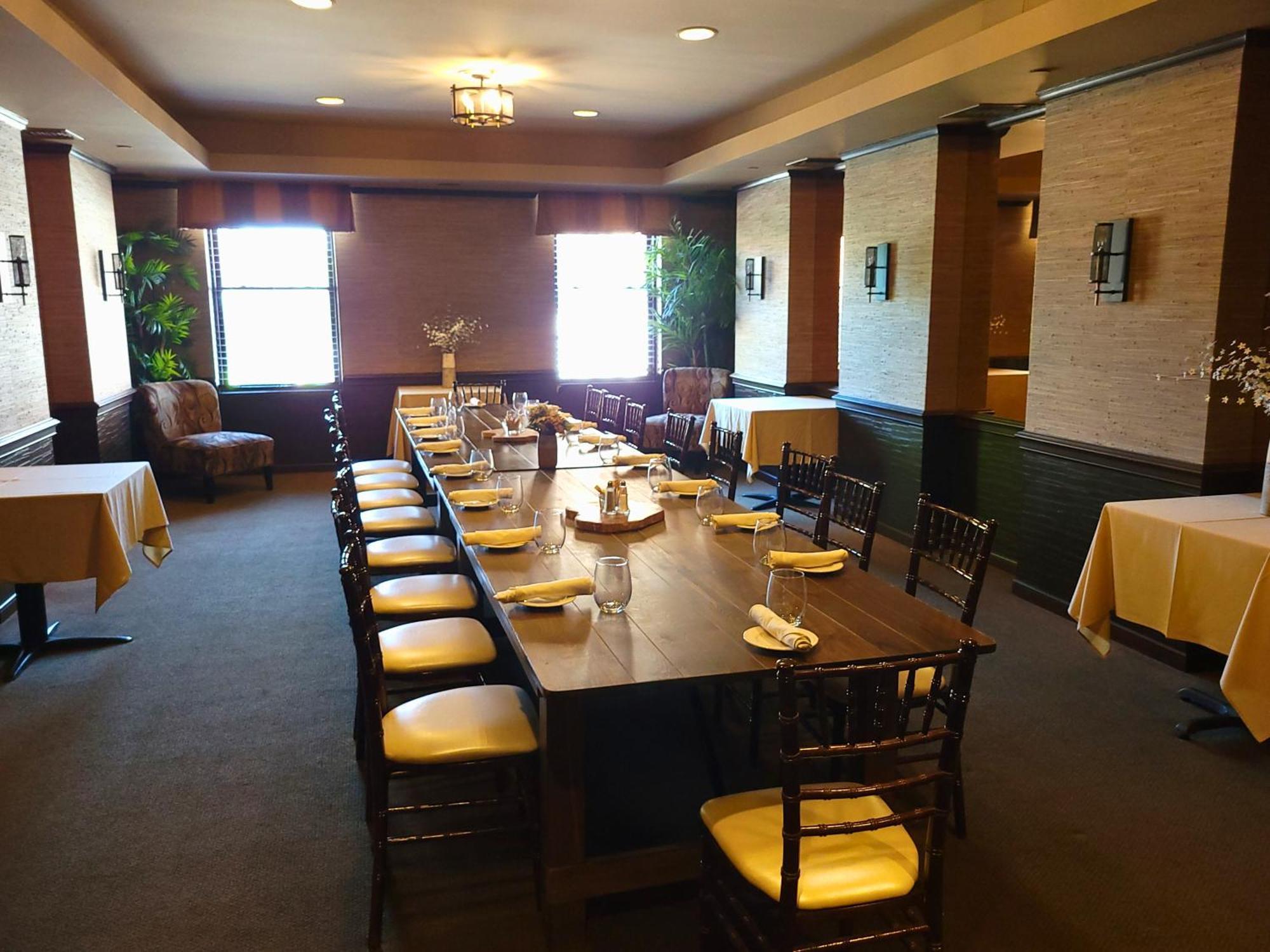 Altland House Inn & Suites Abbottstown Екстериор снимка